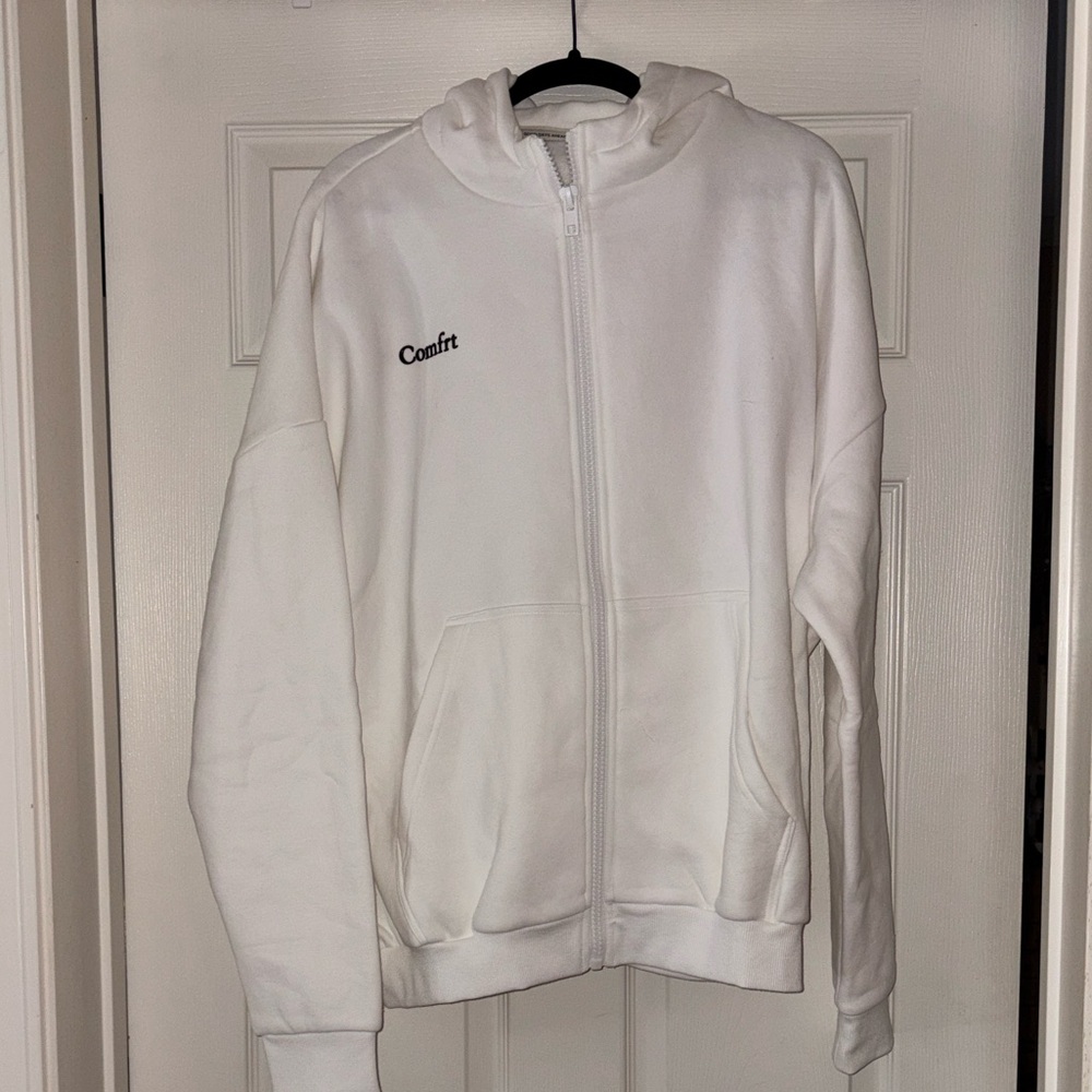 Comfrt - Snow Medium Zip-Up Hoodie